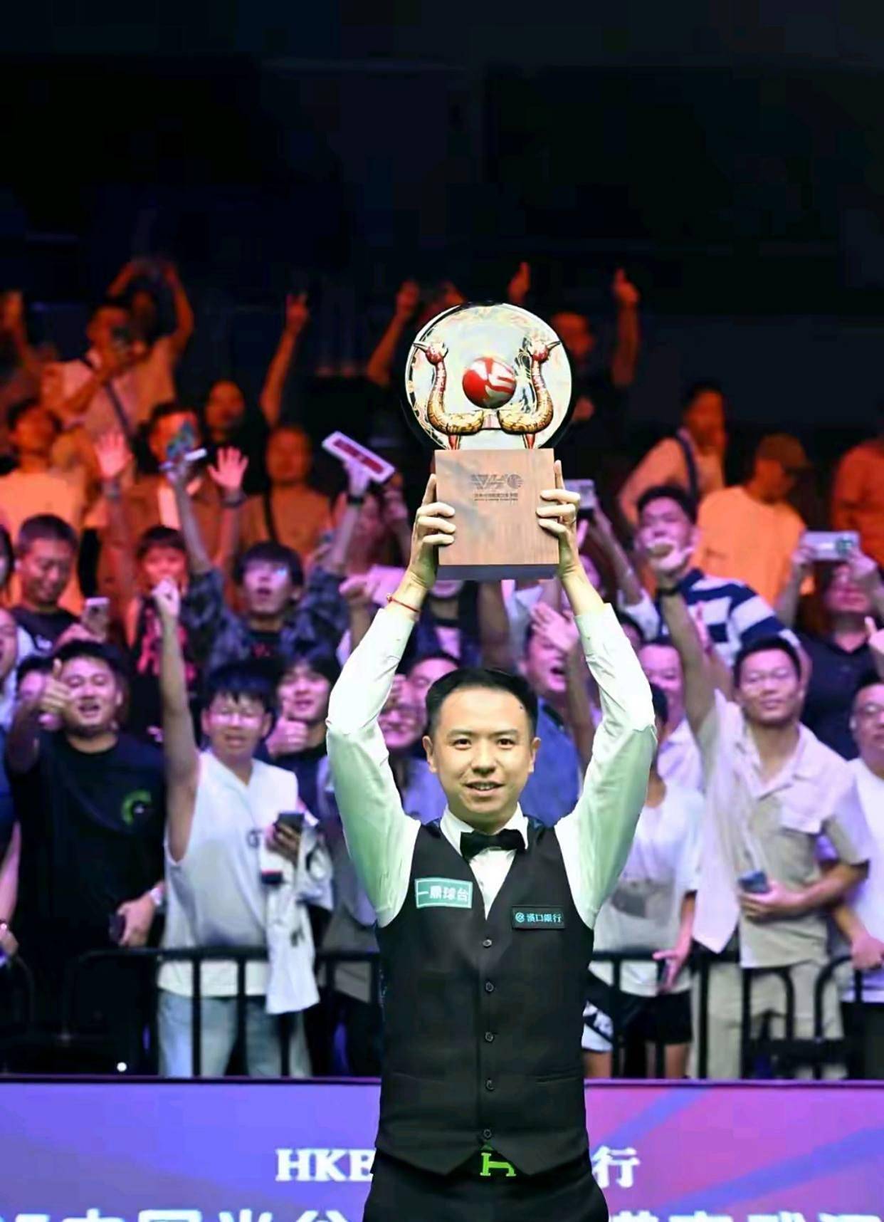 战中贡献了 战中贡献了