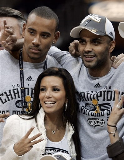 用表现赢回 用表现赢回