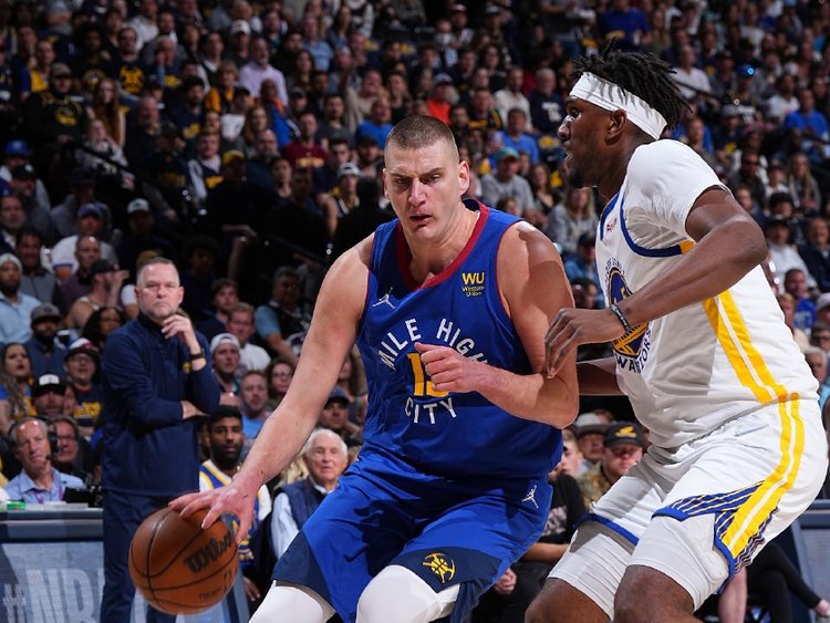 吕克-德容：赢球很美妙，我们甚至一度把尤文逼入了绝境